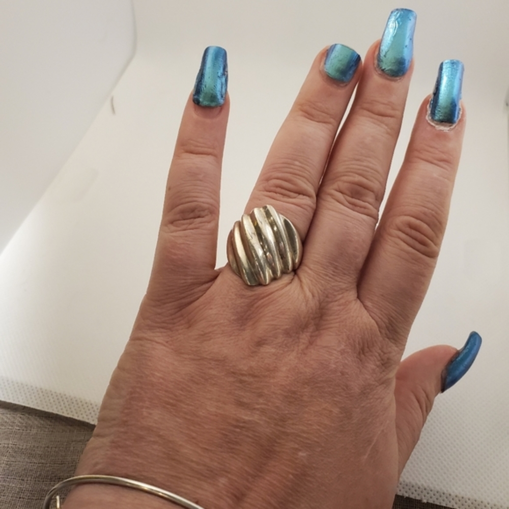 Mexico .925 Solid Sterling Silver Dome Ring 9.25 - image 2